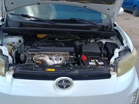 Used 2013 Scion xB FWD image 27