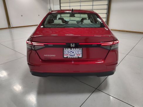 New 2025 Honda Accord SE image 12