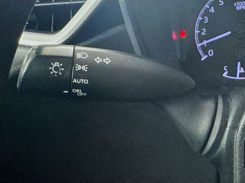 Used 2020 Toyota Corolla LE w/ LE Premium Package FWD image 12