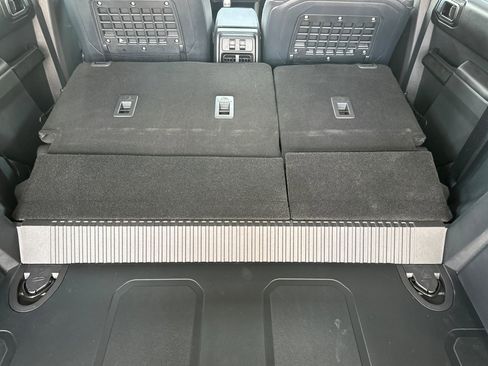 New 2025 Ford Bronco Badlands image 15