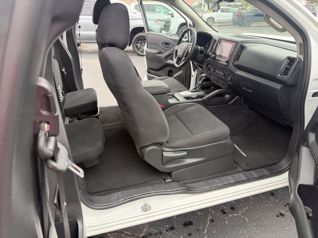 Used 2022 Nissan Frontier S AWD/4WD image 34