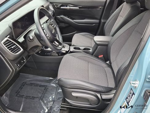 Certified 2024 Kia Seltos S FWD image 11