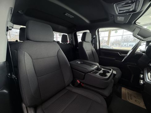 Used 2025 GMC Sierra 1500 Elevation image 34