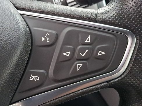 Used 2024 Chevrolet Equinox LS FWD image 24