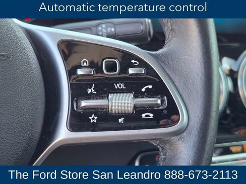 Used 2020 Mercedes-Benz GLB 250 4MATIC image 23