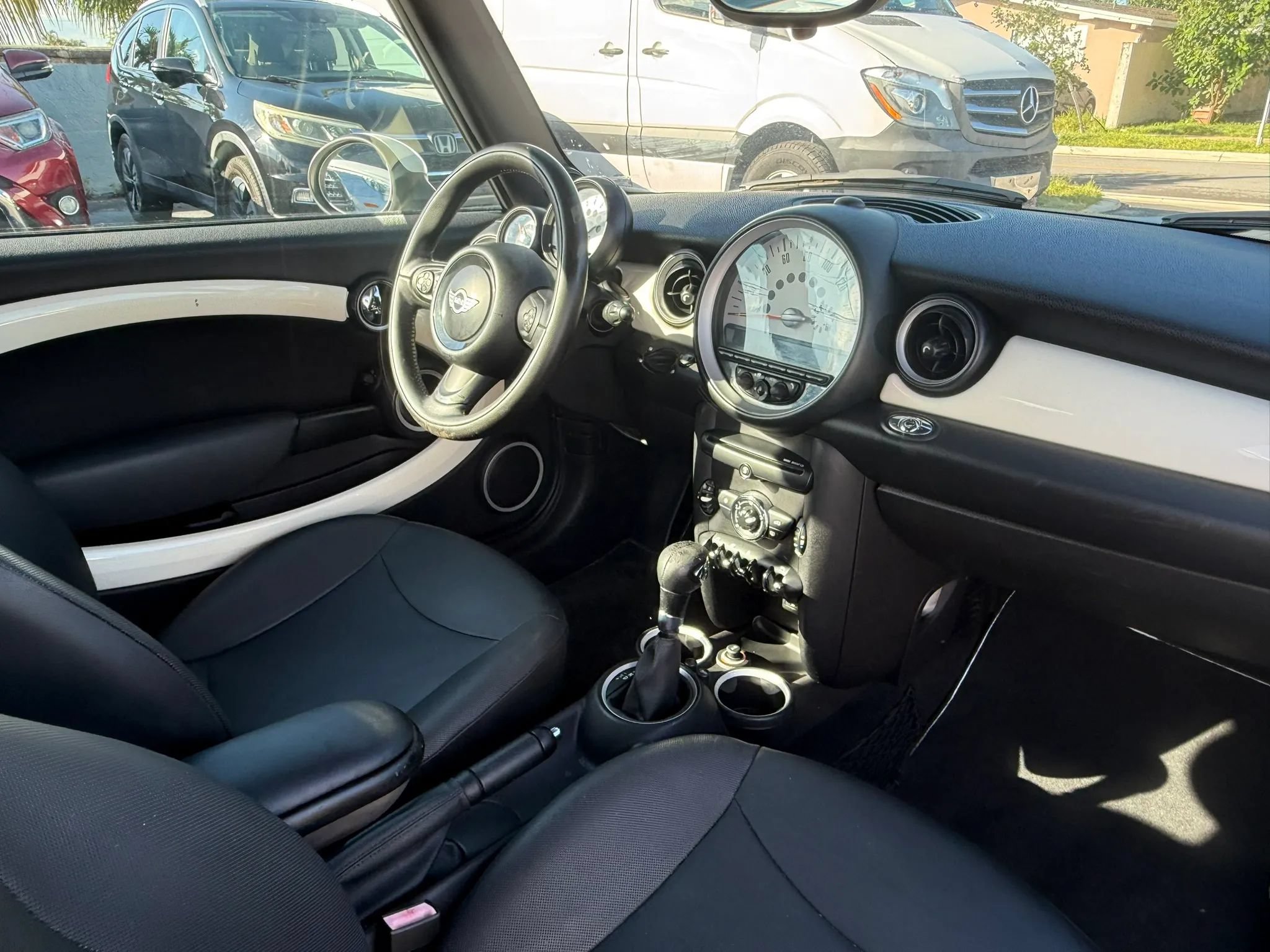 Used 2012 MINI Cooper Convertible FWD image 17