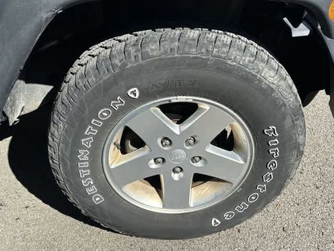 Used 2013 Jeep Wrangler Unlimited Sport image 19