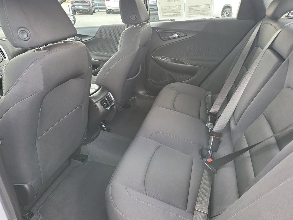 Certified 2024 Chevrolet Malibu LT FWD image 16