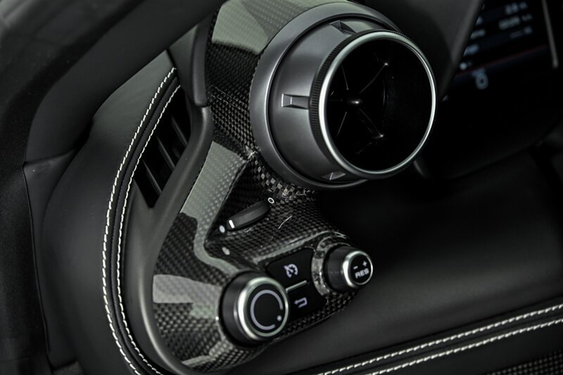 Used 2022 Ferrari F8 Tributo RWD image 40