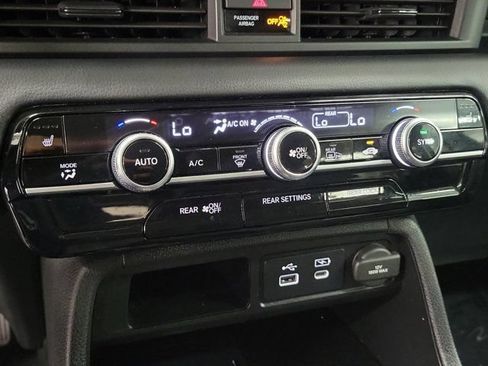 Certified 2025 Honda Pilot EX-L image 29