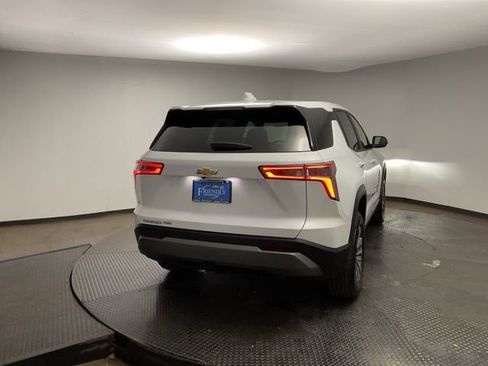 Certified 2025 Chevrolet Equinox LT image 8