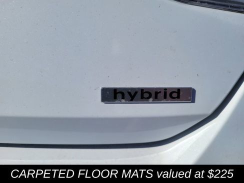 New 2025 Hyundai Elantra SEL image 4