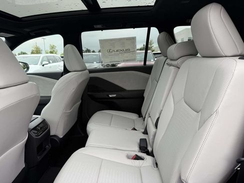 Used 2026 Lexus TX 350 AWD w/ Technology Package image 13