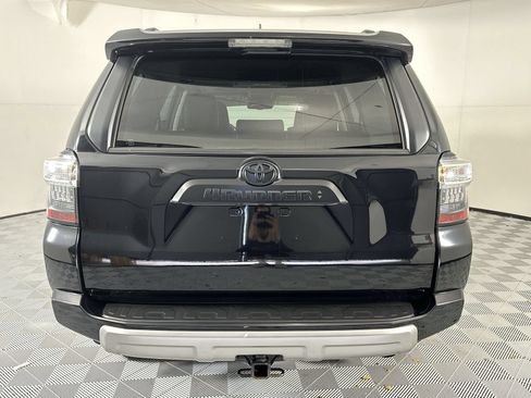Used 2024 Toyota 4Runner TRD Off-Road Premium w/ Off Road Premium Plus Package AWD/4WD image 7