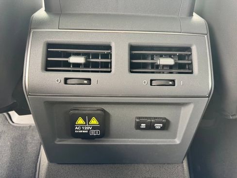 New 2026 INEOS Grenadier AWD/4WD image 18
