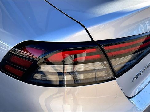 Used 2024 Honda Accord EX image 27