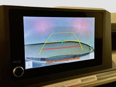 Used 2024 Toyota Tacoma SR5 image 23