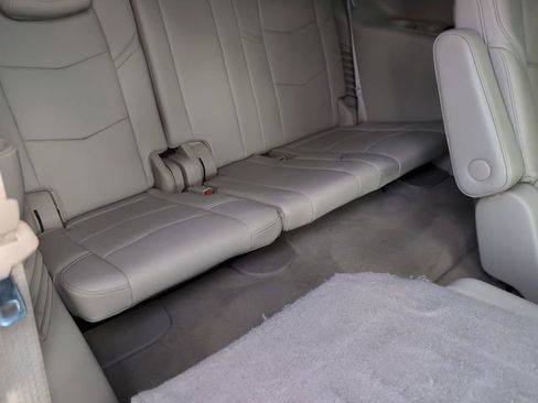 Certified 2020 Cadillac Escalade Premium Luxury image 28