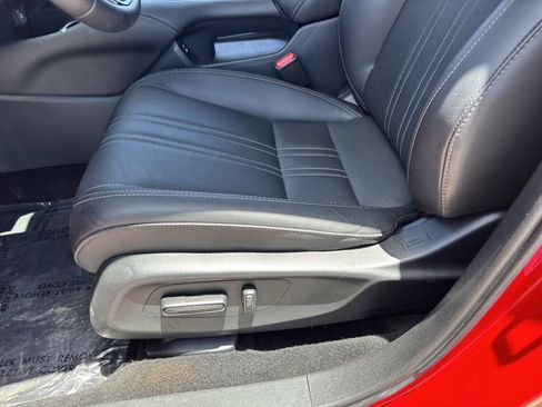 Certified 2025 Honda HR-V EX-L image 18