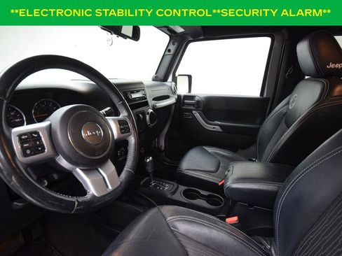 Used 2013 Jeep Wrangler Sport image 9