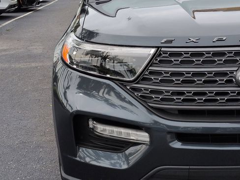 Used 2022 Ford Explorer XLT w/ Equipment Group 202A RWD image 10