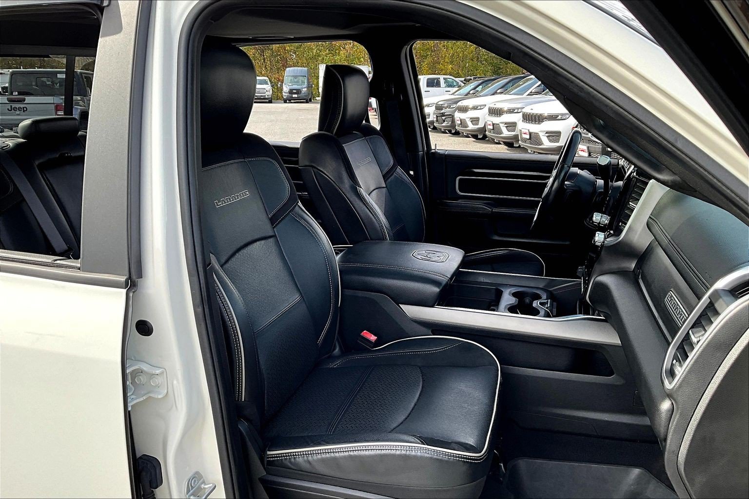 Used 2020 RAM 3500 Laramie AWD/4WD image 7