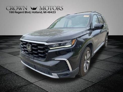 Used 2024 Honda Pilot Elite image 9