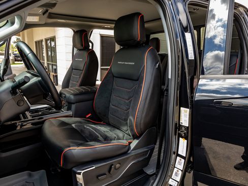 Used 2024 Ford F250 Lariat w/ Lariat Ultimate Package image 30