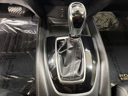 Used 2018 Nissan Rogue Sport SL w/ SL Premium Package image 22