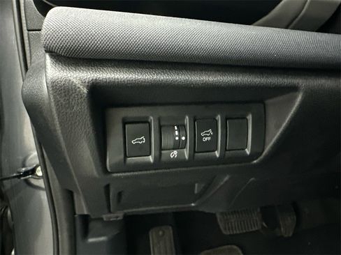 Used 2024 Subaru Outback Premium image 32