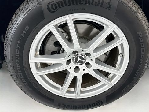 Certified 2026 Mercedes-Benz GLC 300 image 30