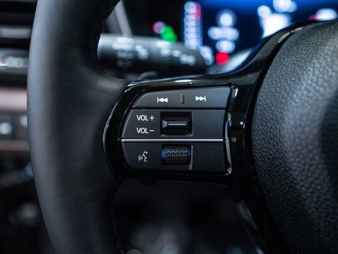 Used 2026 Honda Pilot Elite image 19