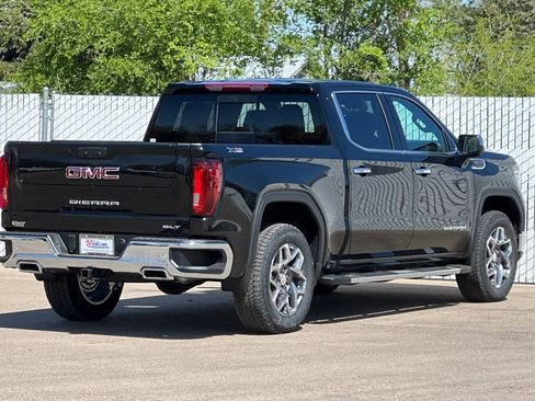 New 2026 GMC Sierra 1500 SLT w/ SLT Premium Package AWD/4WD image 4