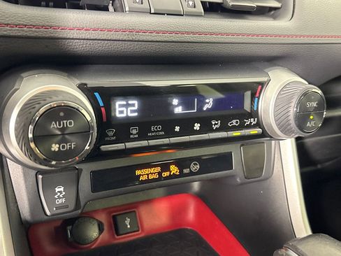 New 2026 Kia Carnival EX FWD image 20