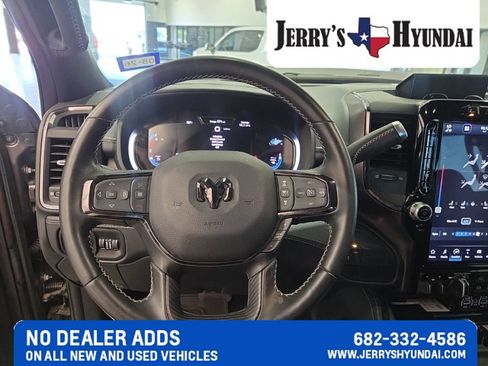 Used 2024 RAM 3500 Limited AWD/4WD image 15