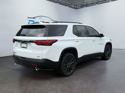 Used 2023 Chevrolet Traverse RS AWD/4WD image 3