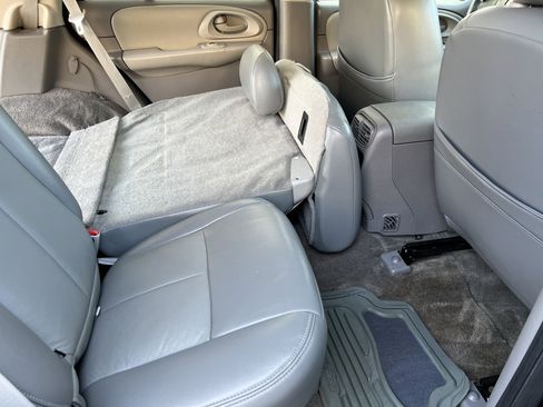 Used 2008 Chevrolet TrailBlazer 4WD w/ Smoker's Package image 20