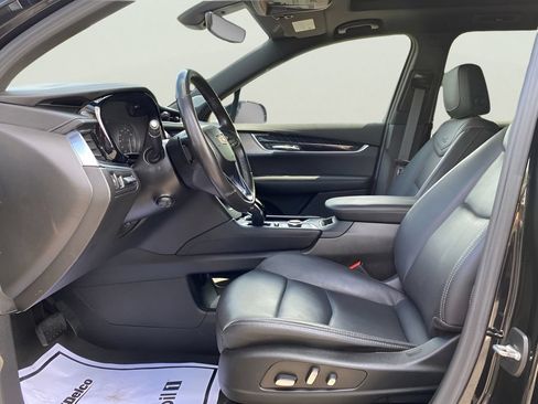 Certified 2024 Cadillac XT6 Premium Luxury w/ Technology Package AWD/4WD image 17