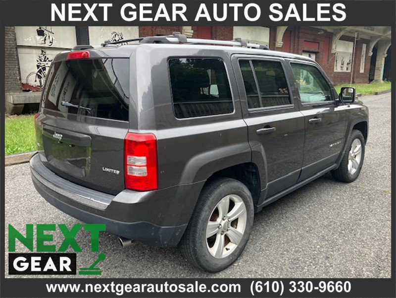 Used 2014 Jeep Patriot Limited w/ Sun/Sound Group AWD/4WD image 3
