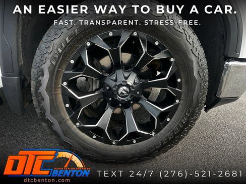 Used 2020 GMC Sierra 1500 SLT w/ SLT Premium Plus Package AWD/4WD image 27