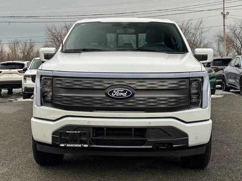 Used 2024 Ford F150 Lightning Lariat image 8