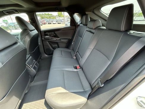 New 2025 Subaru Solterra Touring w/ Touring Package image 27