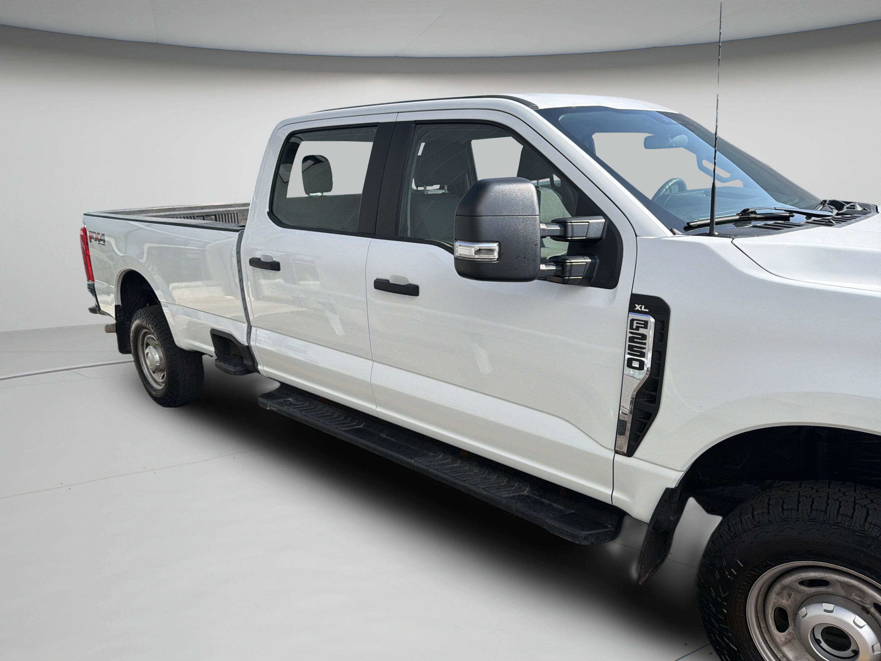 Used 2024 Ford F250 XL w/ FX4 Off-Road Package AWD/4WD image 24