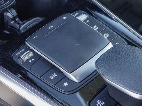 Certified 2021 Mercedes-Benz GLB 35 AMG GLB 35 AMG image 22