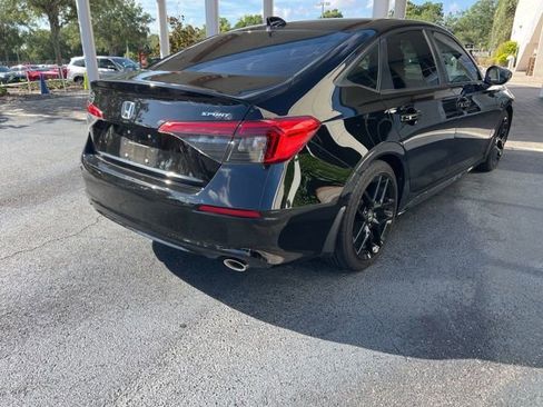 Used 2023 Honda Civic Sport image 5