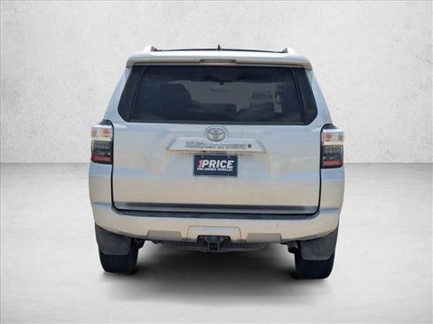 Used 2015 Toyota 4Runner SR5 RWD image 6