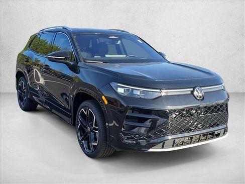 New 2026 Volkswagen Tiguan SEL R-Line image 12