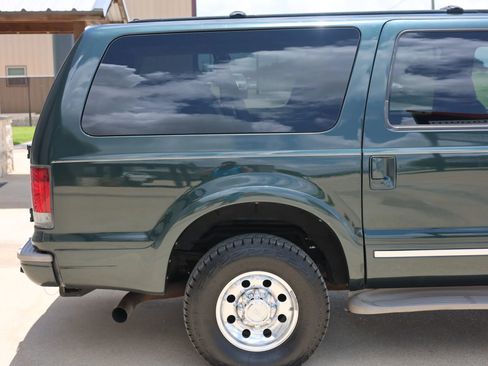 Used 2003 Ford Excursion Limited AWD/4WD image 13