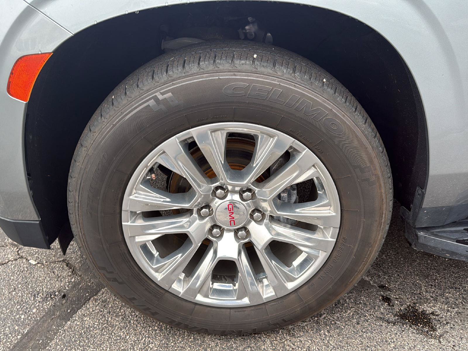 Used 2023 GMC Yukon Denali AWD/4WD image 43