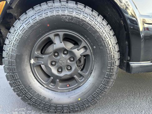 Used 2003 Mitsubishi Montero 20th Anniversary image 17